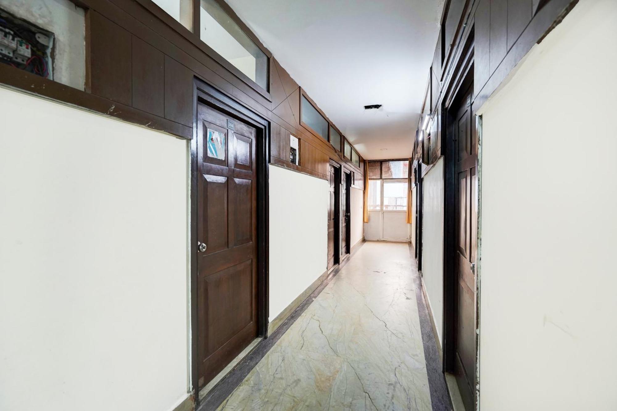 Hotel O Ashoka Inn Hotel Near Botanical Garden Noida Extérieur photo